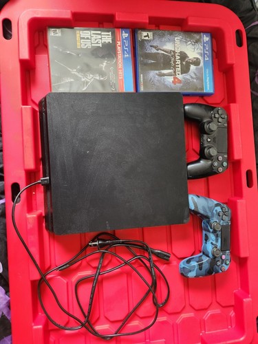Sony playstation with game - 4,